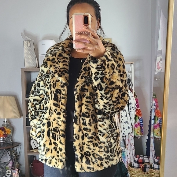 Leopard Faux Fur Coat Sz M - Picture 4 of 17